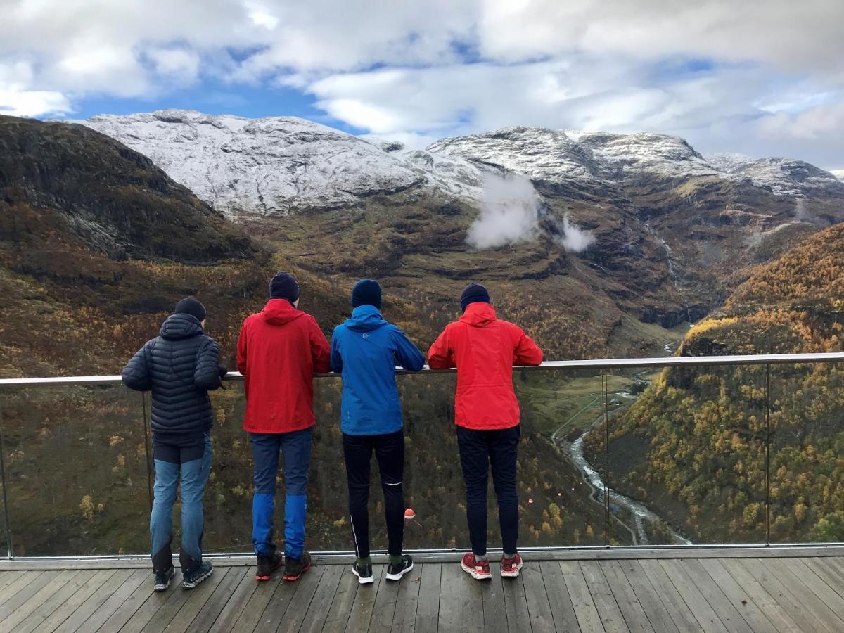 Vatnahalsen Hoyfjellshotell Мирдал Екстериор снимка