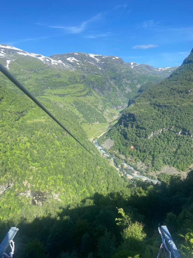 Vatnahalsen Hoyfjellshotell Мирдал Екстериор снимка