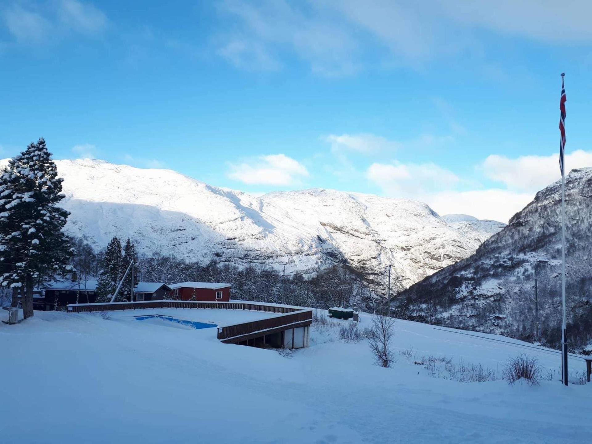 Vatnahalsen Hoyfjellshotell Мирдал Екстериор снимка