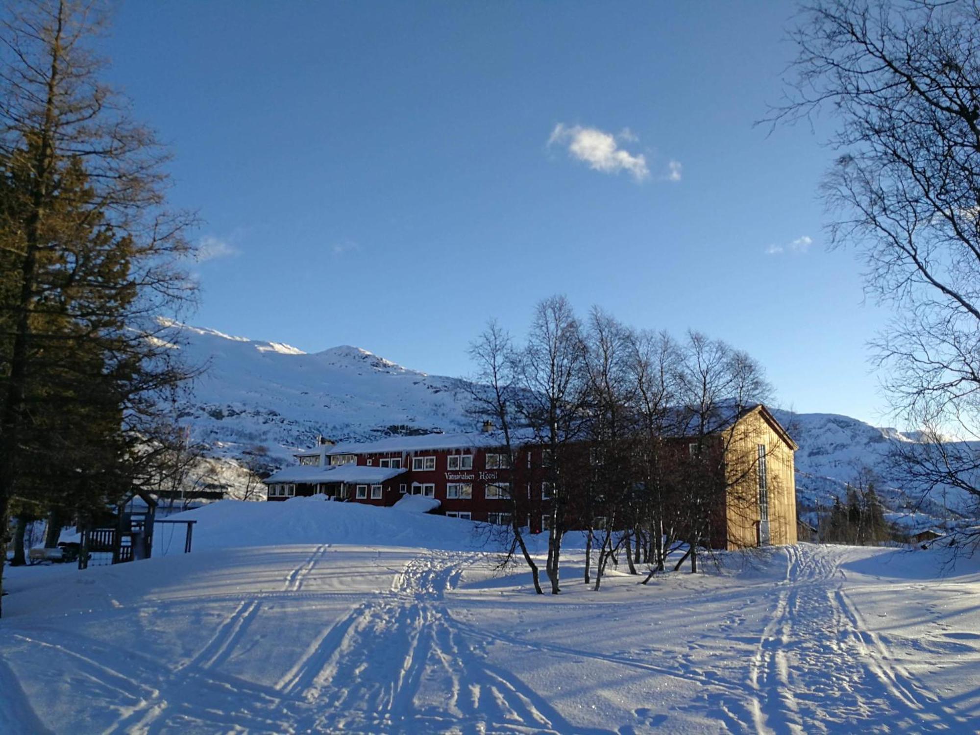 Vatnahalsen Hoyfjellshotell Мирдал Екстериор снимка
